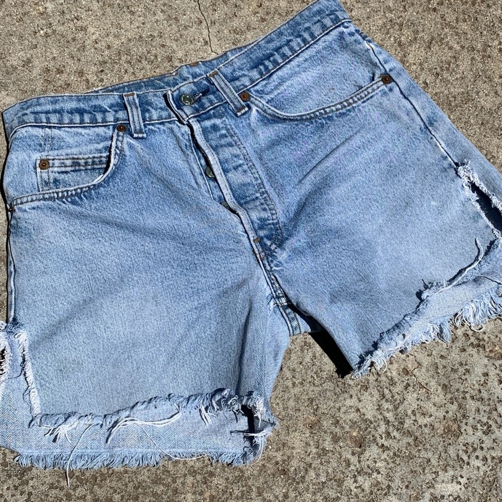 1980s faded out Levi’s 501 split side cut off shorts